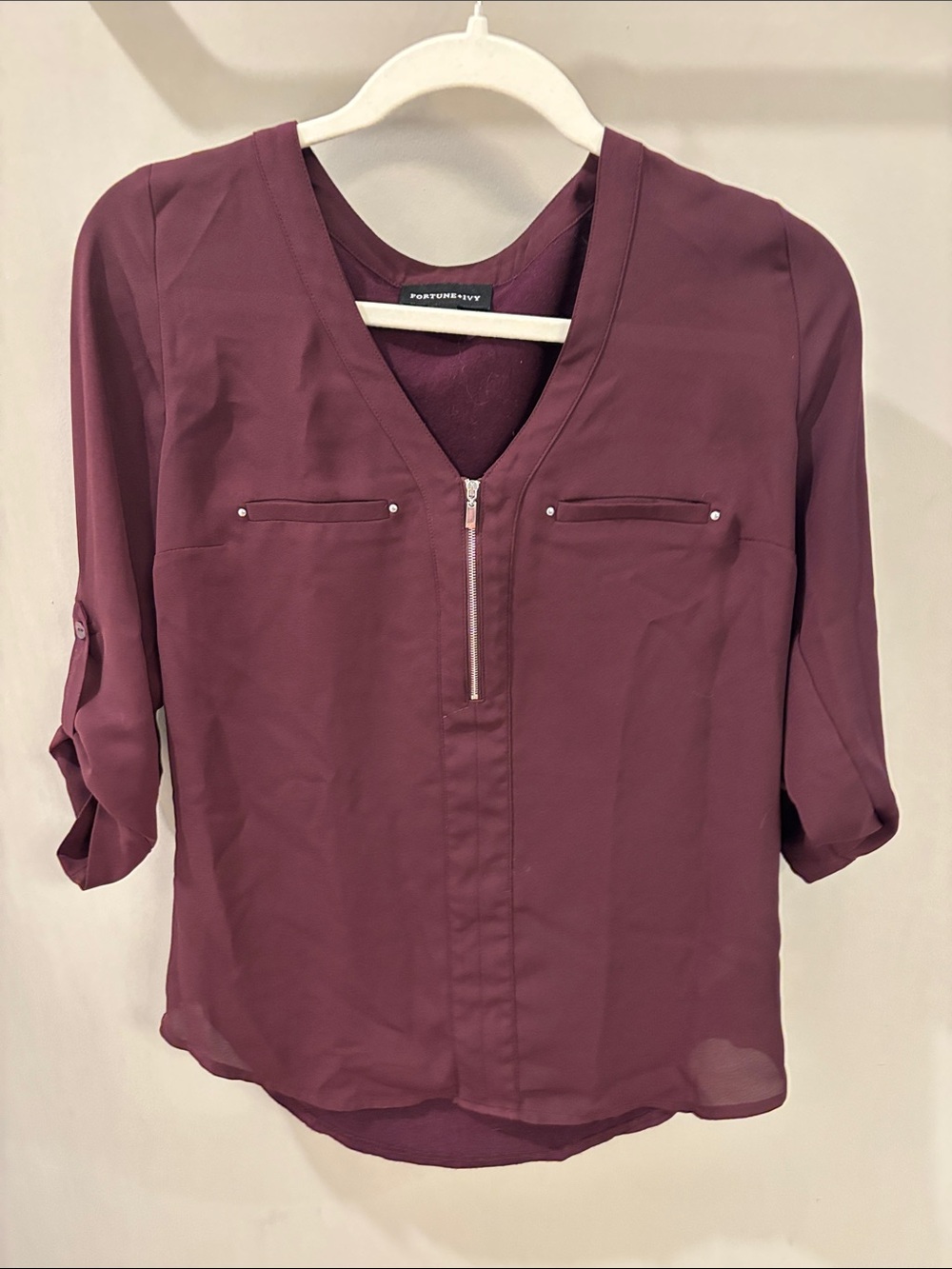 NWOT Fortune + Ivy Rebekah Zip Detail Blouse Size Small